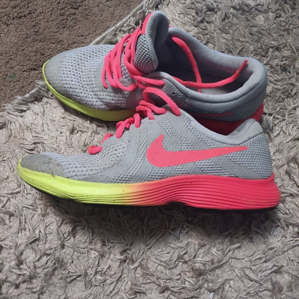 Youth 7 nikes